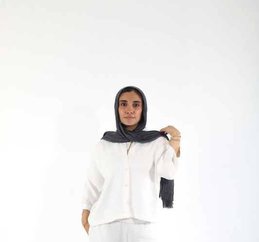 The flow top. - White