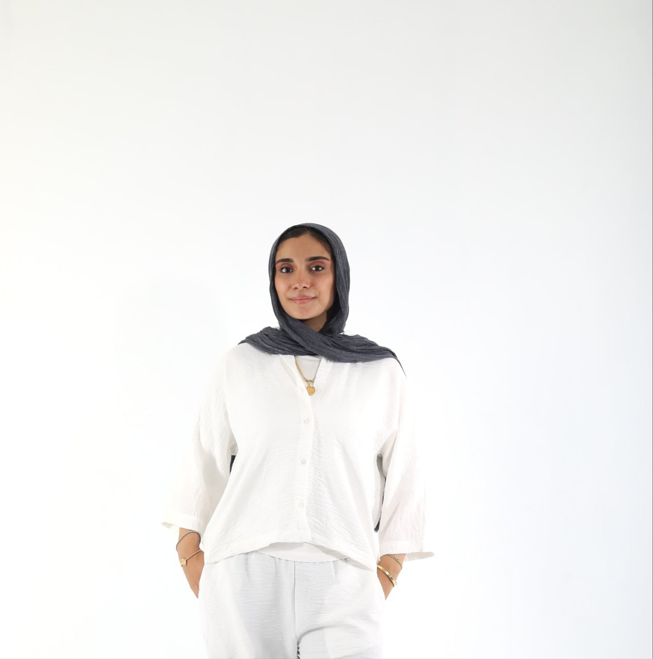 The flow top. - White